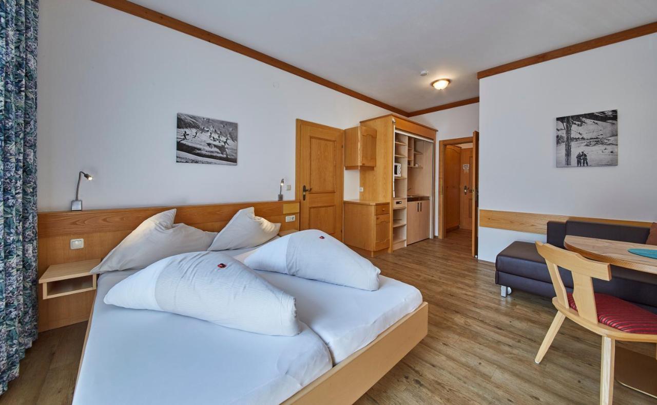 Apart-Hotel Forellenhof Saalbach-Hinterglemm Camera foto